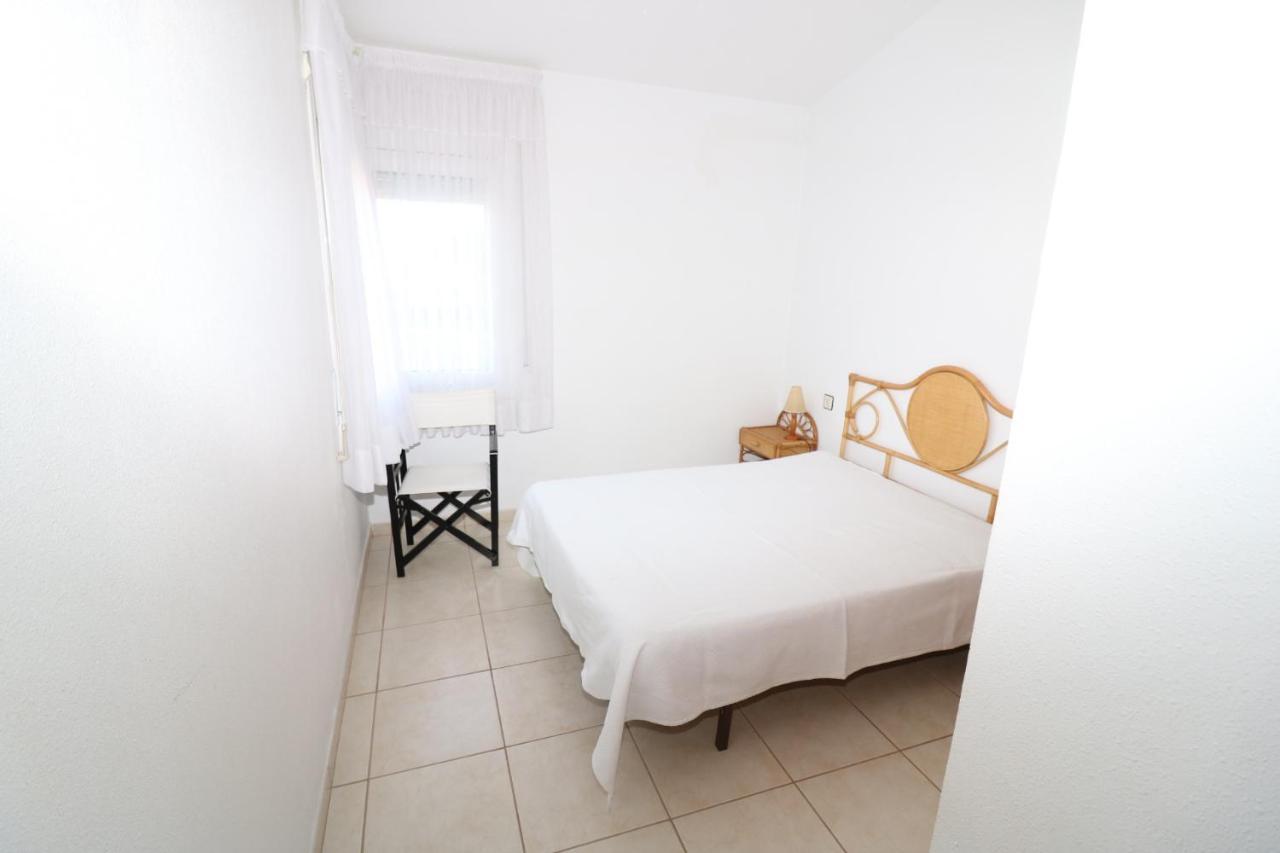 Port Estrella 24 Villa Roses Exterior photo